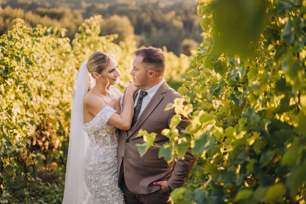 Subtelna sesja w winnicy